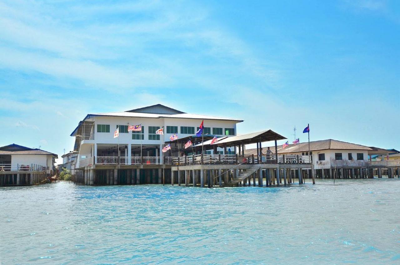 The Mangrove Floating Chalet Hotel Kukup Exterior photo